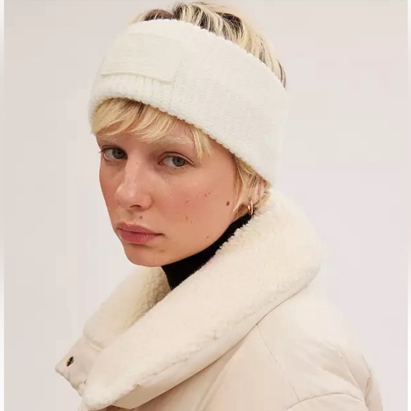 Coach Headband - Picture 3 of 4